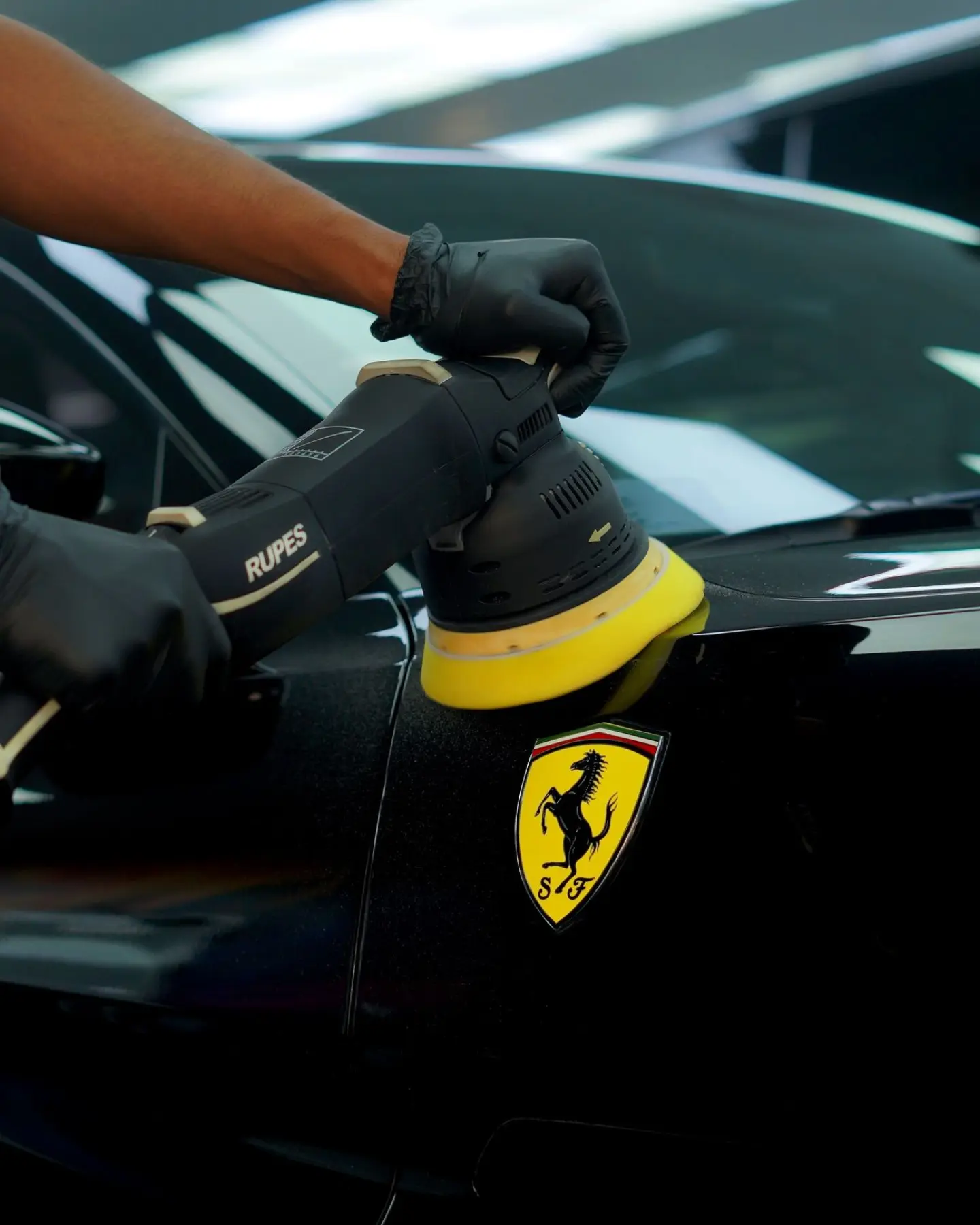 Detailing automobile de luxe